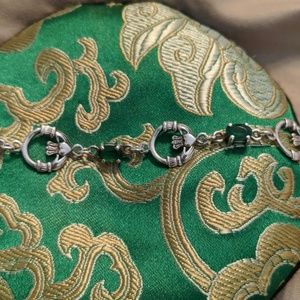⚡💯% Sterling & Emerald Claddagh Bracelet
